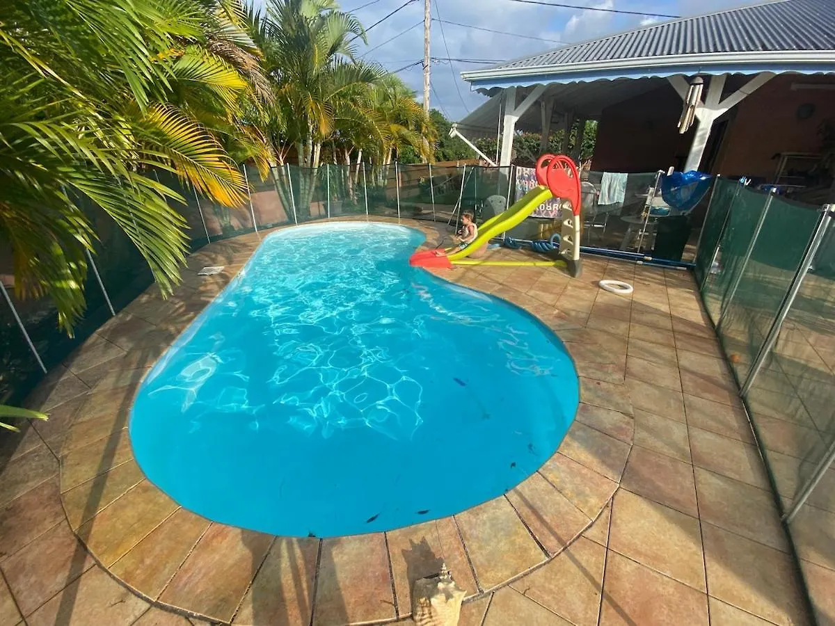 Villa Morne-Bou Petit-Bourg 0*,  Guadalupe